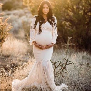 Maternity gown